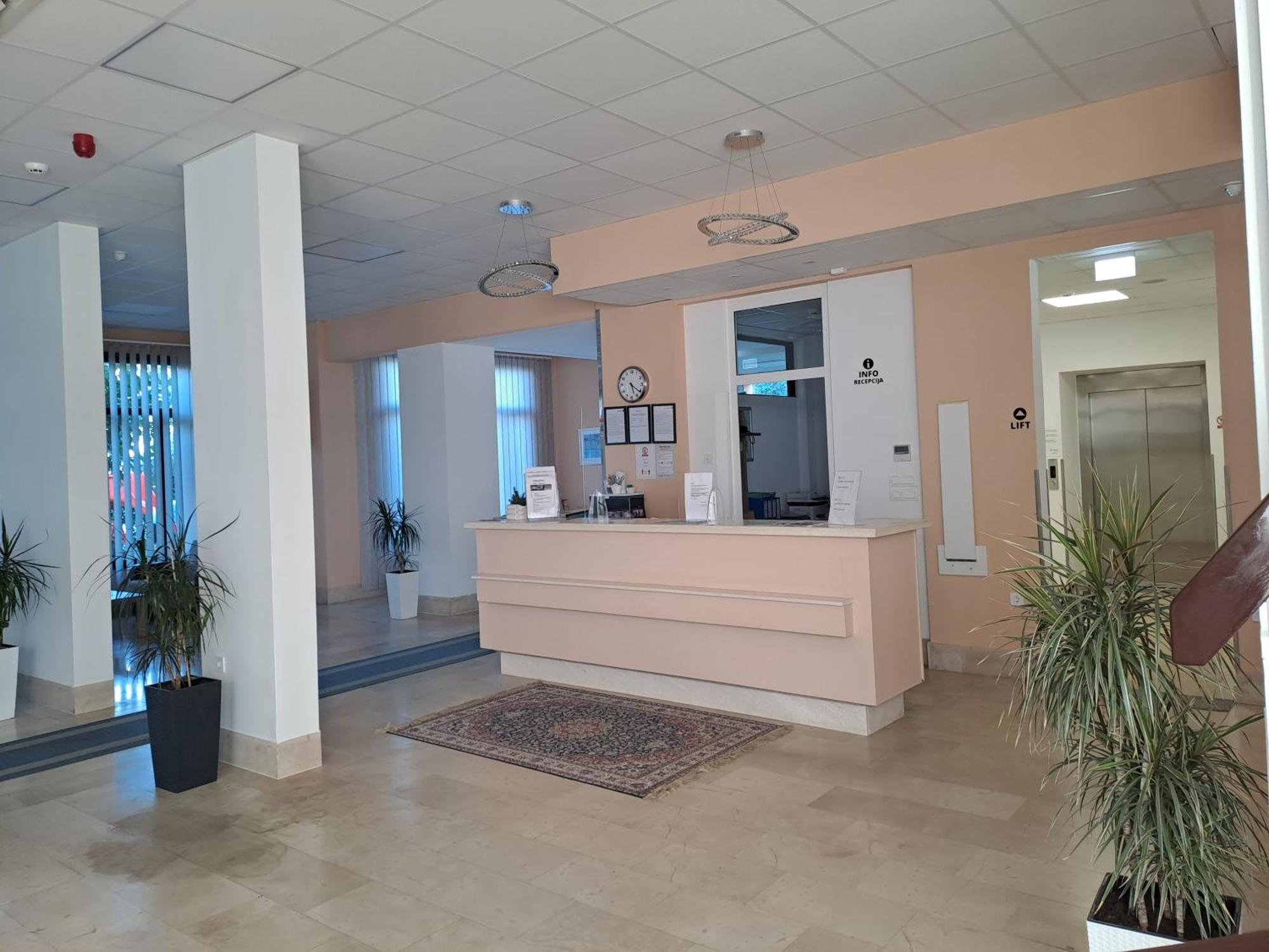 Hotel Albamaris Biograd Na Moru Zewnętrze zdjęcie