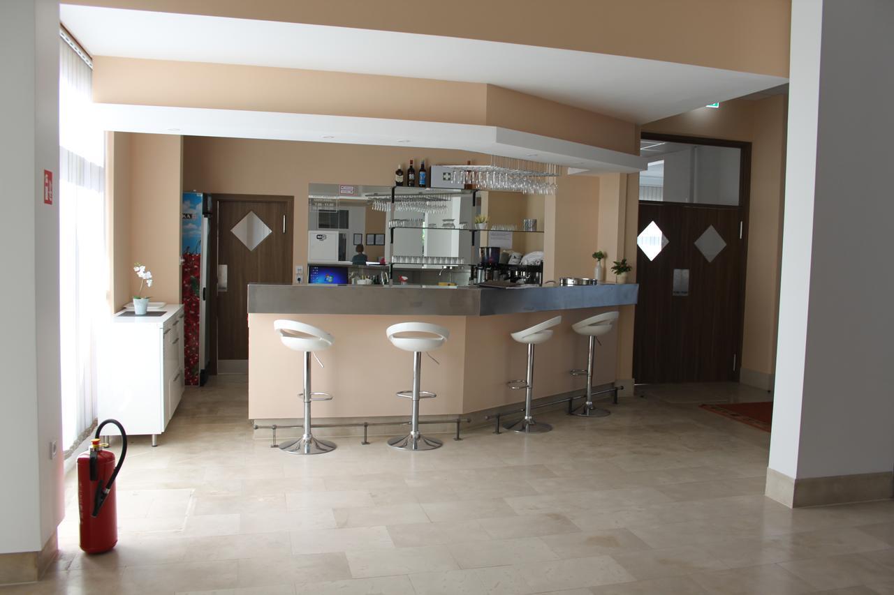 Hotel Albamaris Biograd Na Moru Zewnętrze zdjęcie